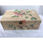 birds-keepsake-box-gifts-wren-honeysuckle